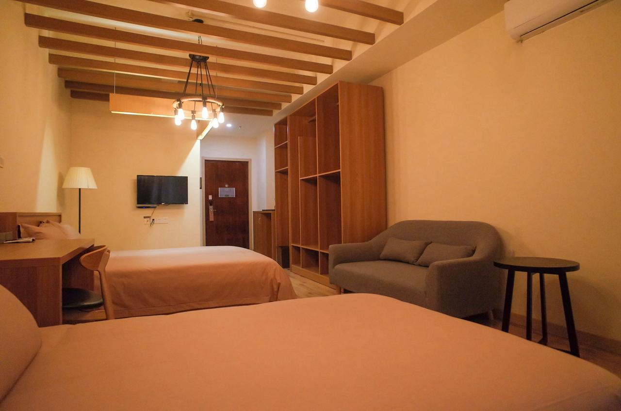 Inhope International Hotel Шанхай Екстериор снимка